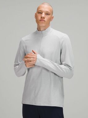 Lululemon Surge Warm 1/2 Zip , sz : XL